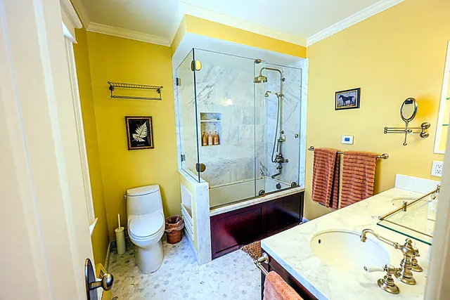 Primary Full Bathroom
